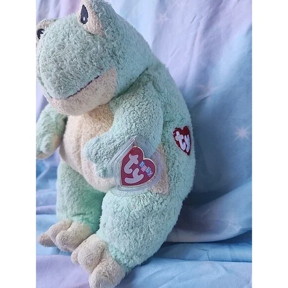 VGUC-VINTAGE-12” 1999 TY Frog Rattle Plush Stuffed Pillow Pal Baby Pastel - Picture 2 of 7